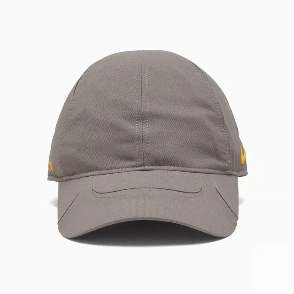 NOCTA x Nike Boné Olive Grey Yellow Ochre — M, Novo