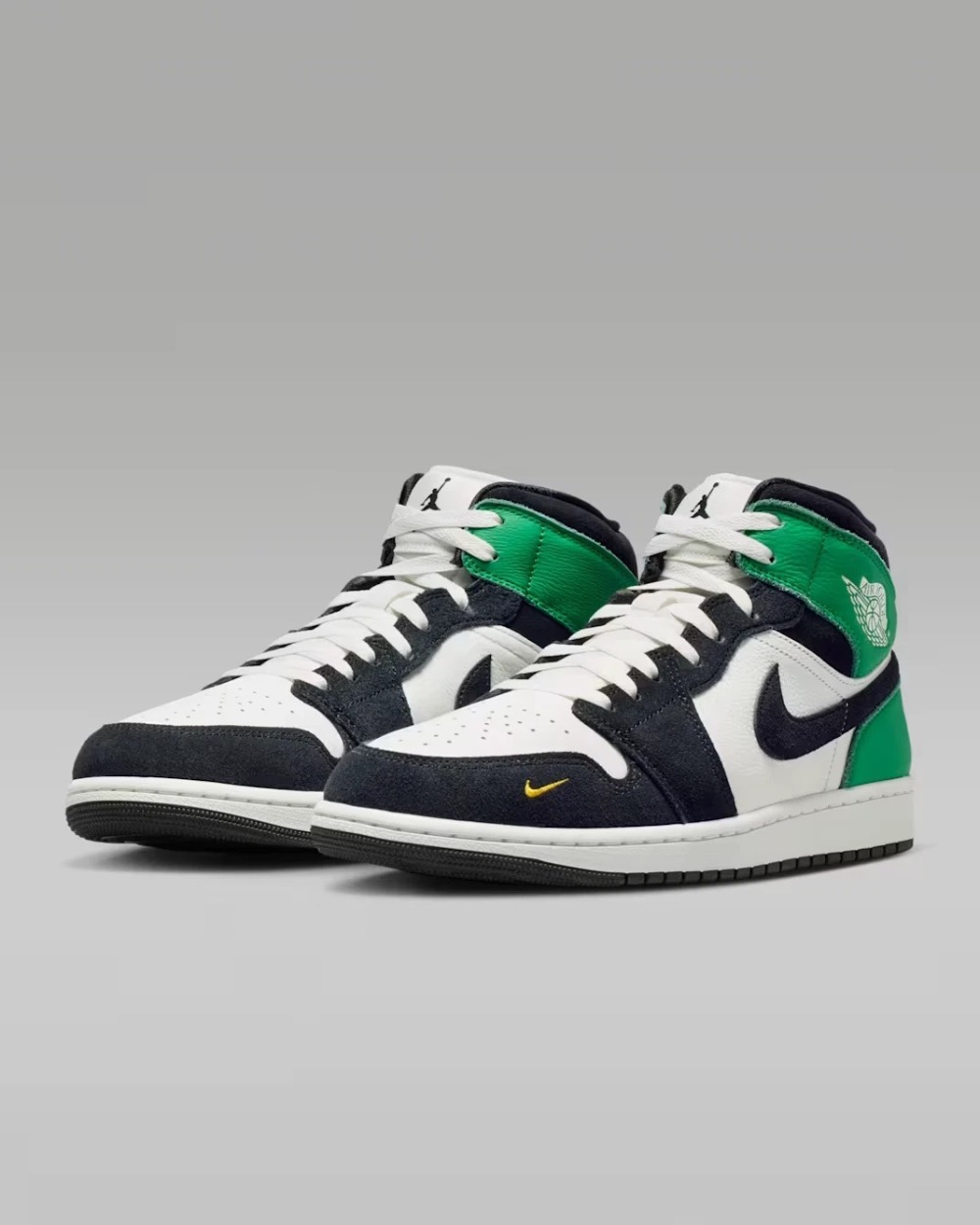 Air Jordan 1 Mid SE Lucky Green — 39, Novo