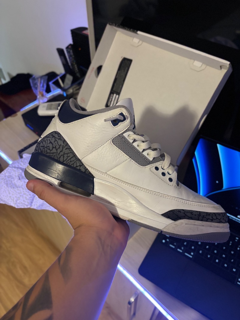 Foto 3 de Air Jordan 3 Midnight Navy — 42, Usado