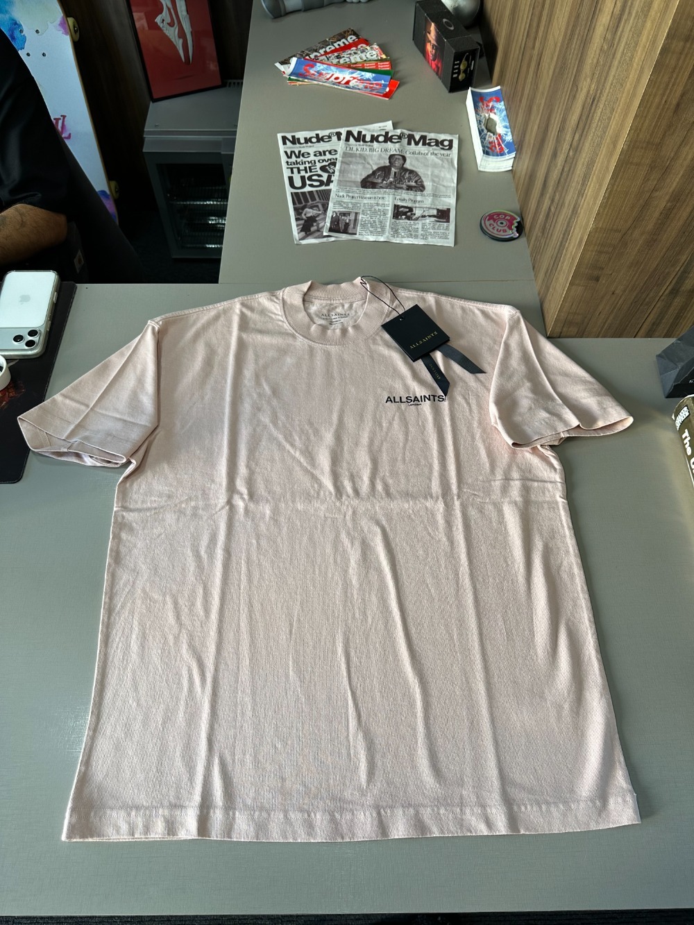 Camiseta AllSaints Hallis Oversized Graphic Sunbaked Pink — PP, Novo