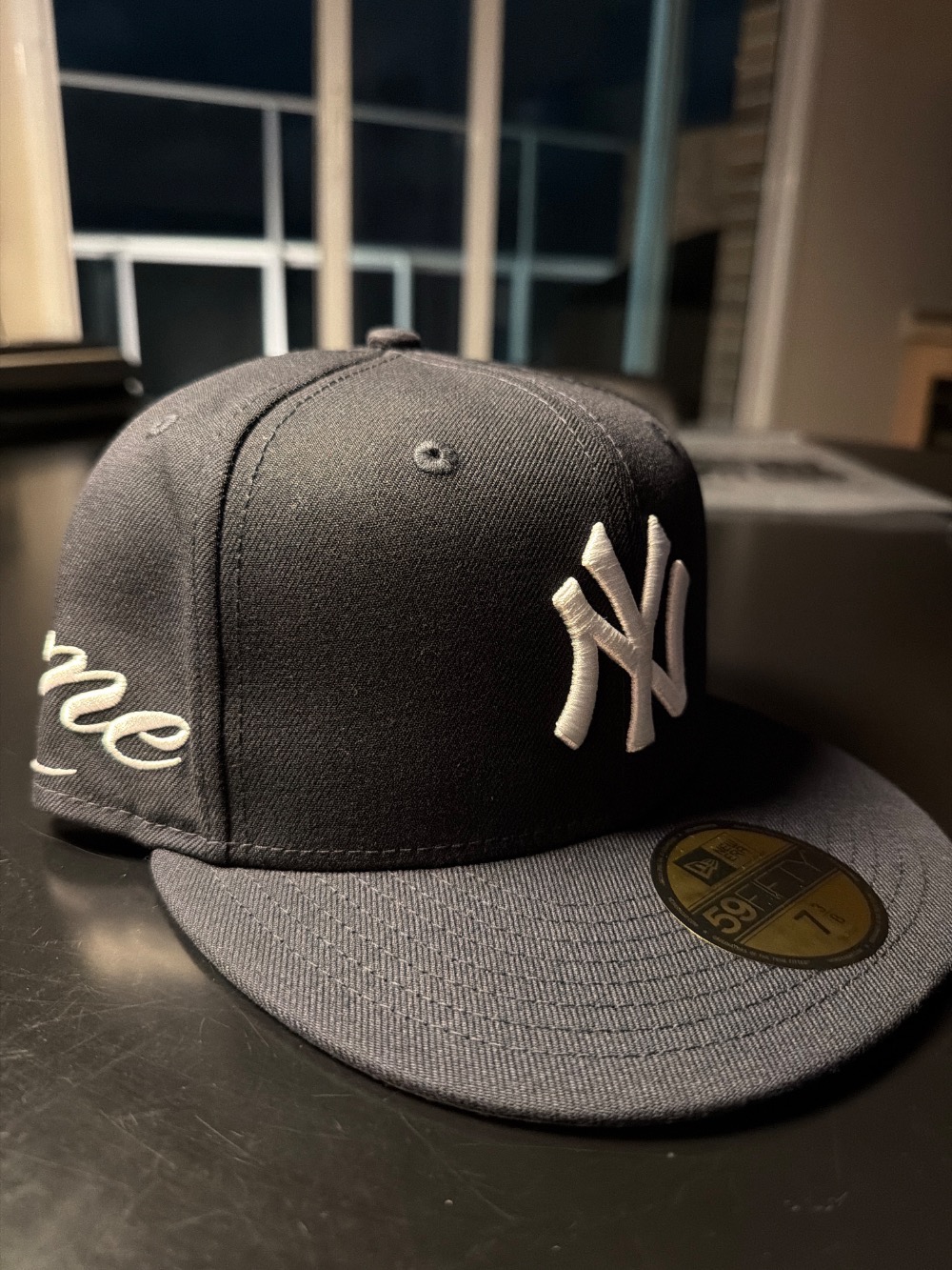 New Era x Supreme Boné New York Yankees Black SS26-W18 — Único, Novo