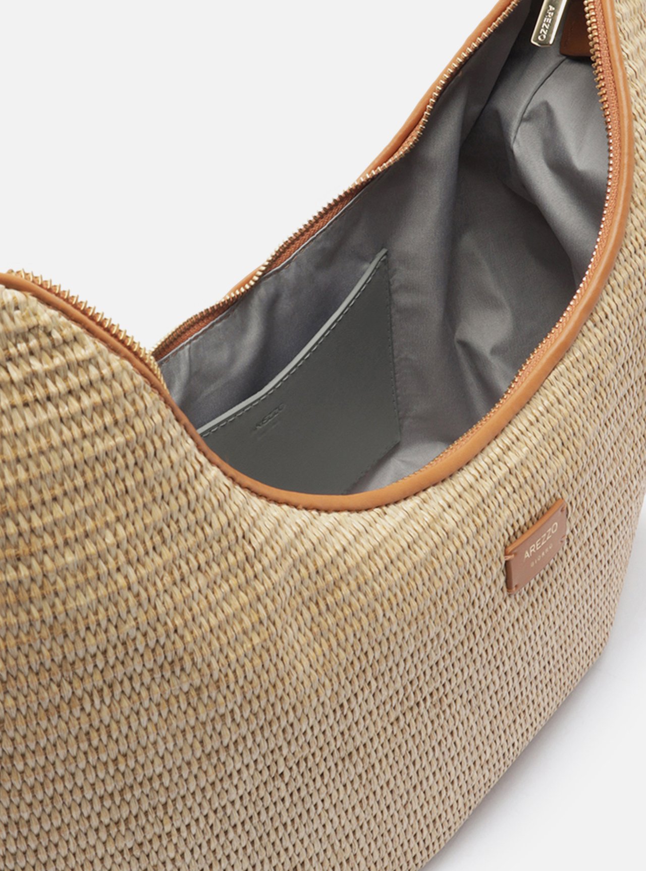 Foto 4 de Bolsa Hobo Marrom Palha Média Metais