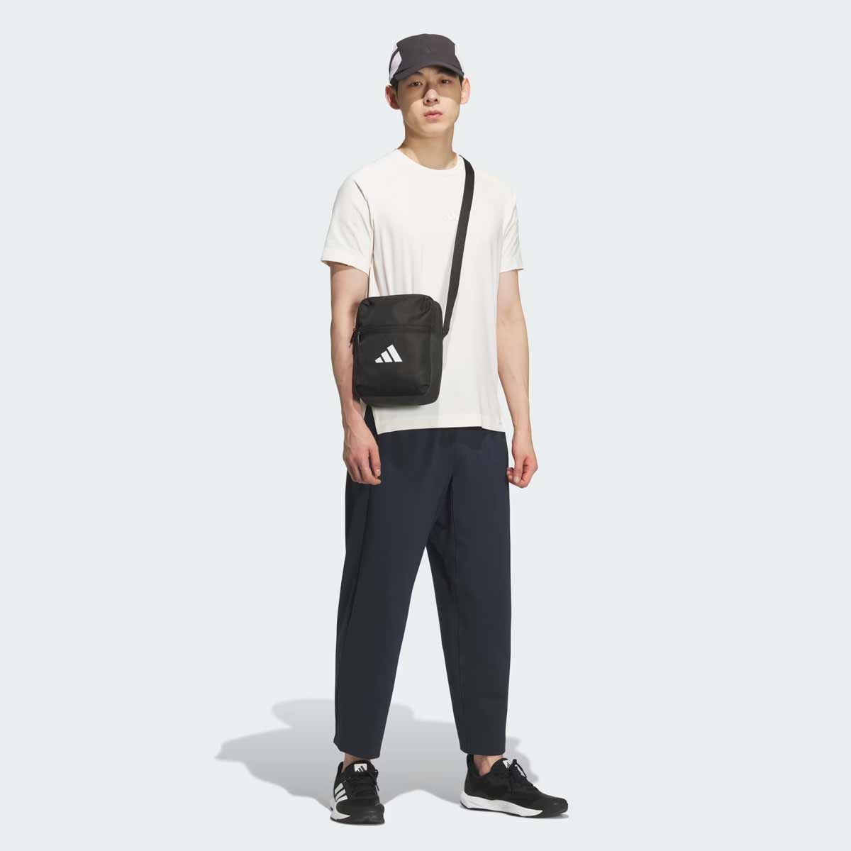 Bolsa Adidas Ess Organizer Preta