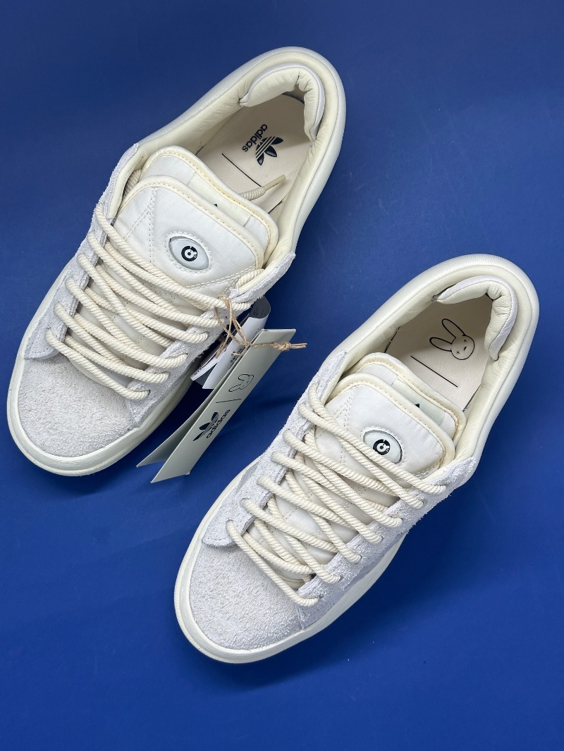 Foto 3 de Bad Bunny x adidas Campus Light Cloud White — 44, Novo