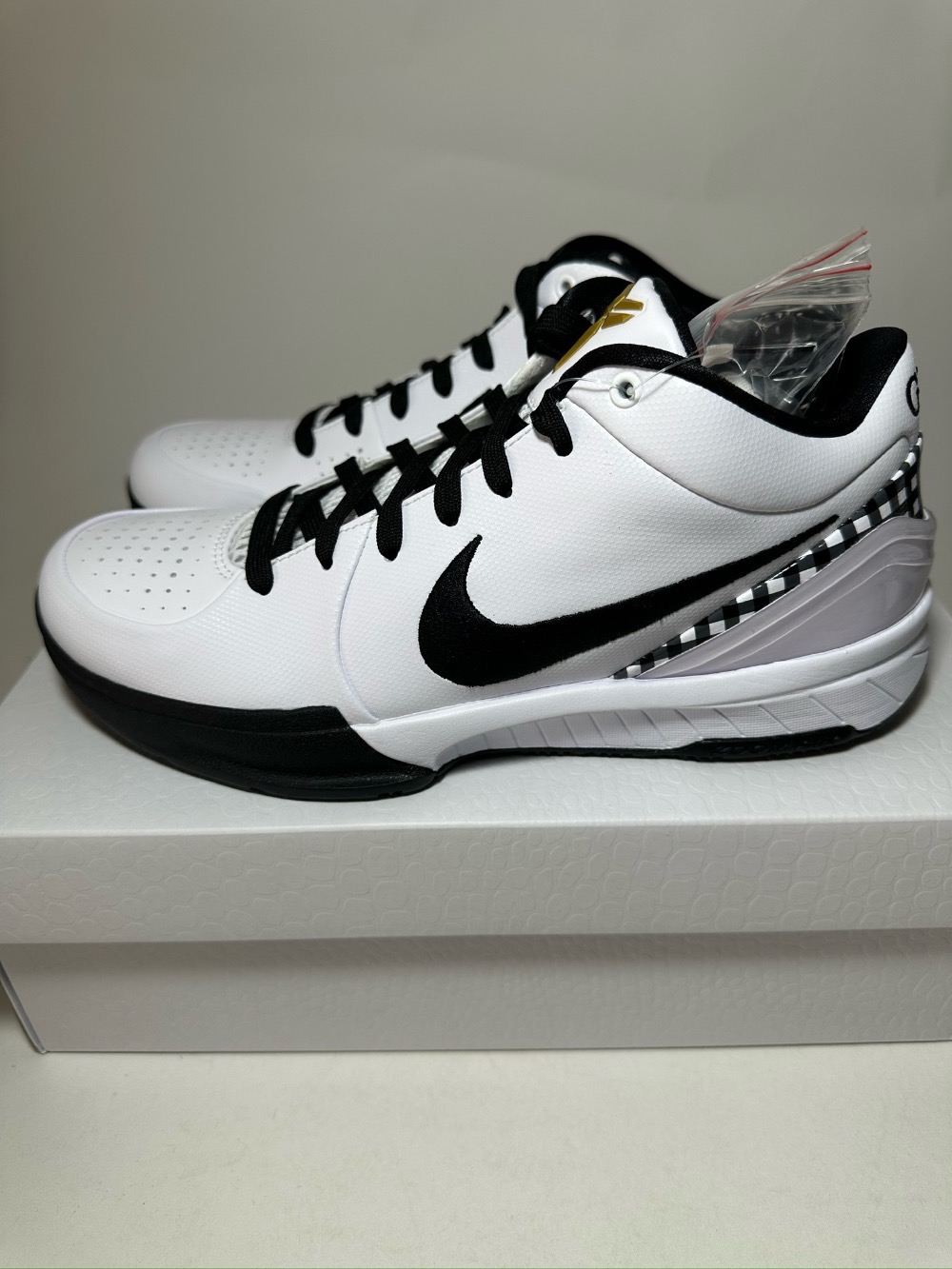 Nike Kobe 4 Protro Gigi — 39, Novo