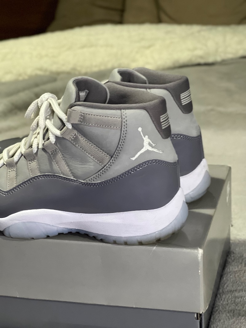 Foto 2 de Air Jordan 11 Cool Grey — 39, Usado