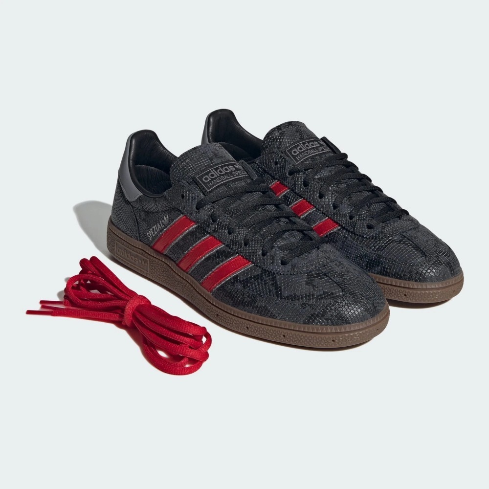 adidas Handball Spezial Core Black Better Scarlet Grey Three — 42, Novo