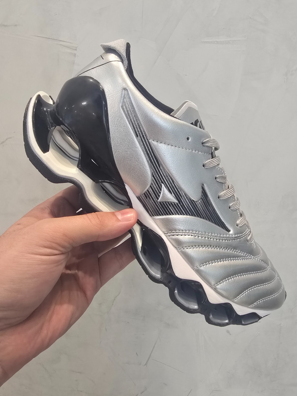 Mizuno Wave Prophecy Morelia Neo Silver Black — 38 / 39 / 40 / 41 / 42 / 43, Novo