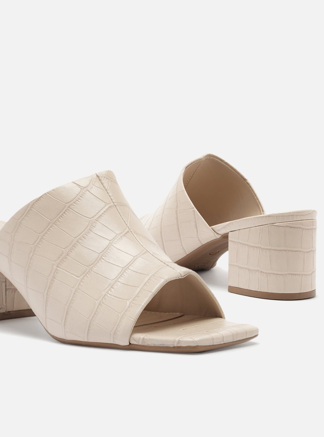 Foto 4 de Mule Off-White Croco Salto Bloco