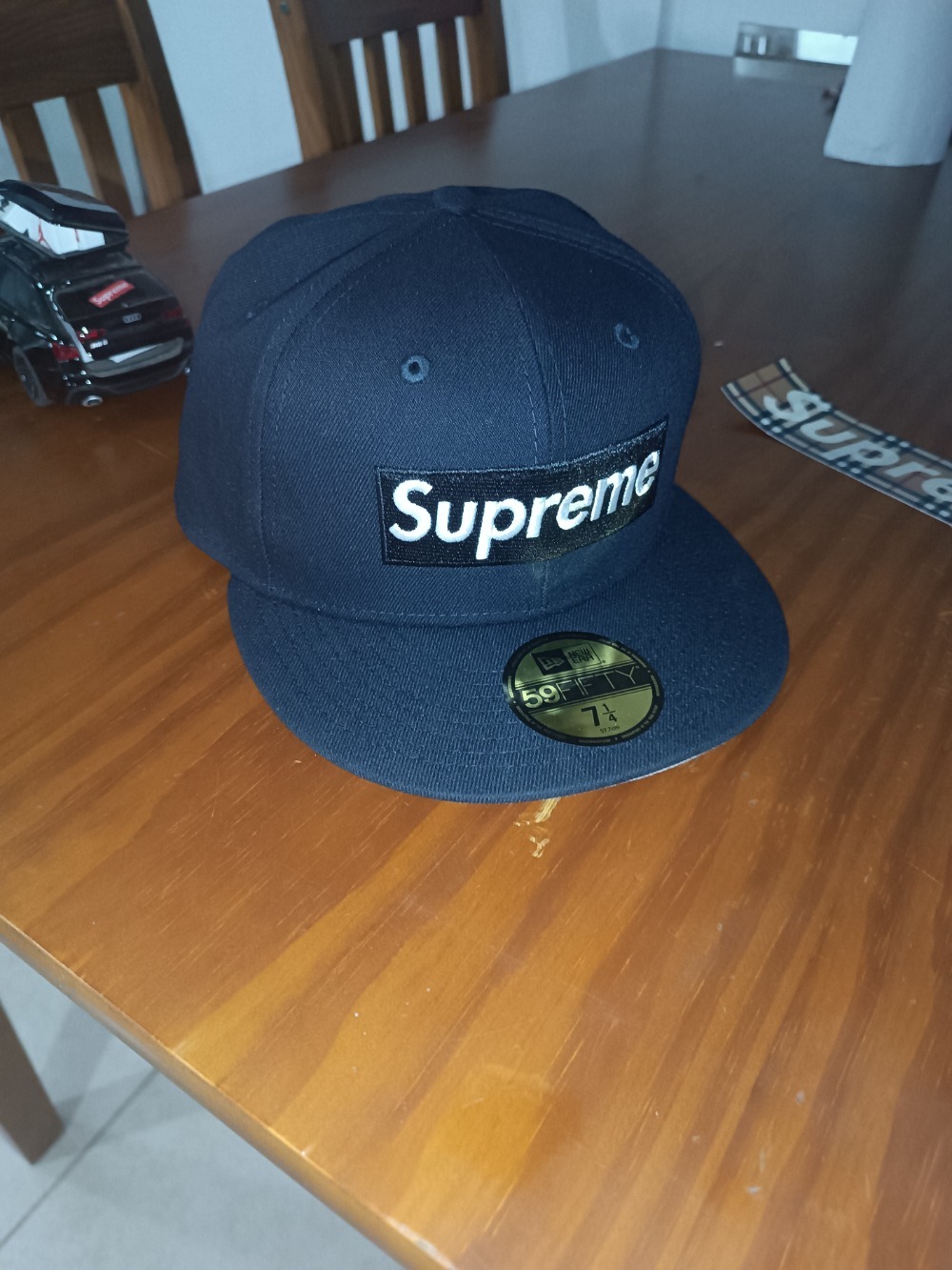 New Era x Boné Supreme Rings Box Logo Navy SS26-W14 — 7-1/4, Novo