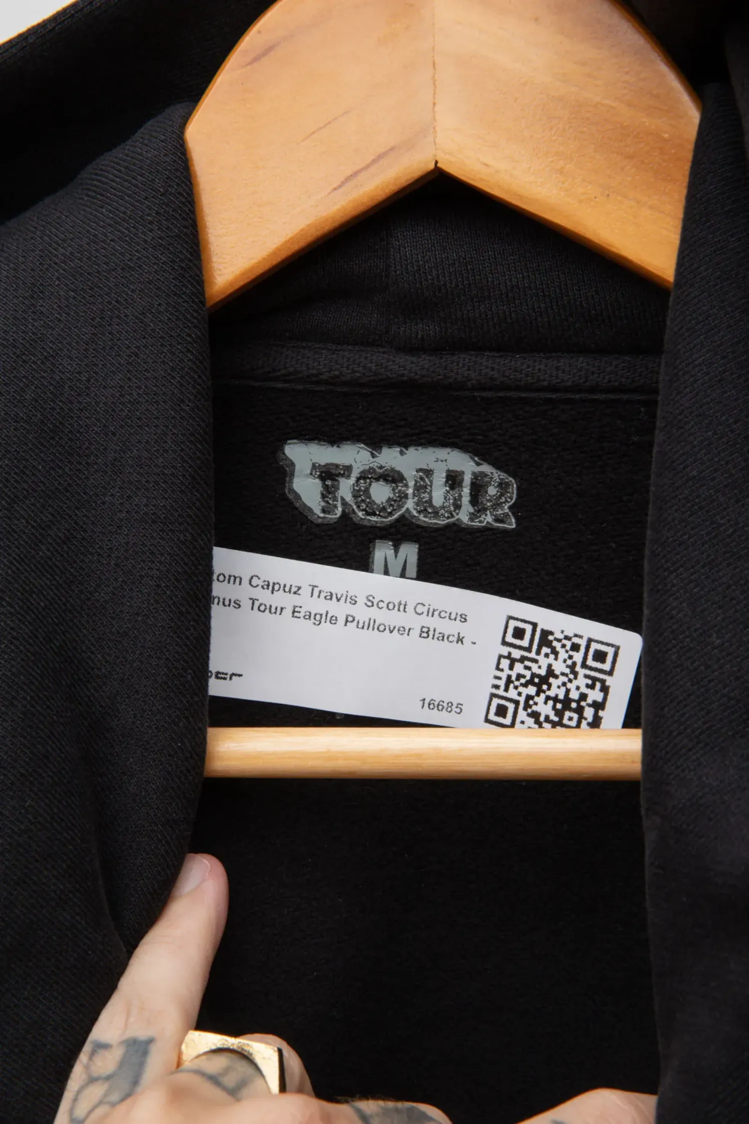 Foto 4 de Moletom Capuz Travis Scott Circus Maximus Tour Eagle Pullover Black — M / XG, Novo