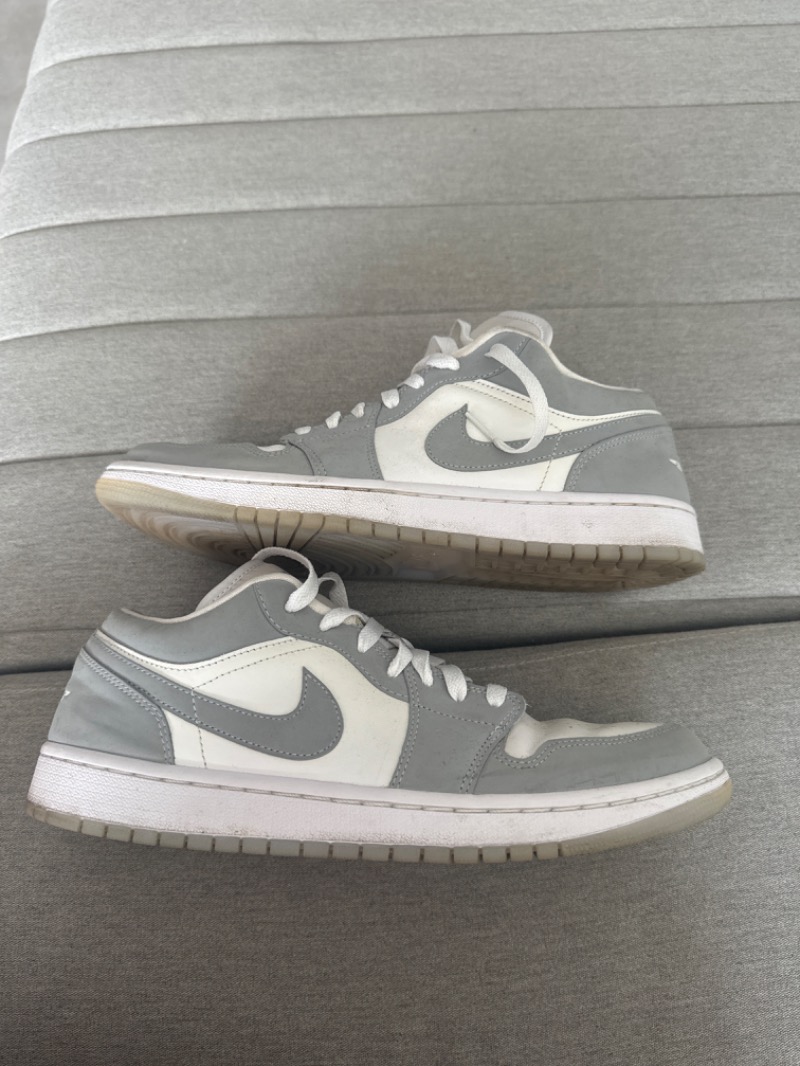 Foto 2 de Air Jordan 1 Low Wolf Grey — 41, Usado