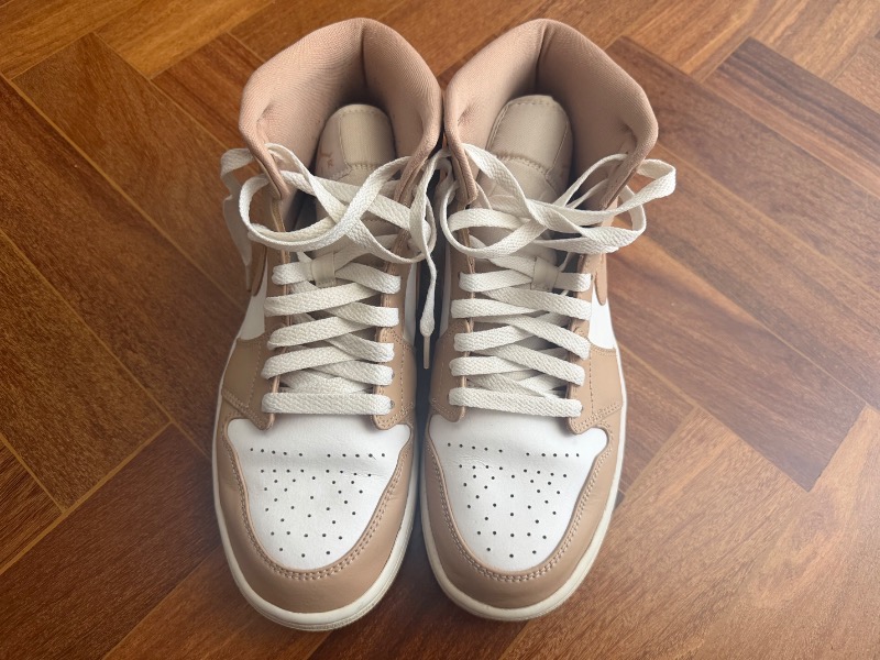 Foto 5 de Air Jordan 1 Mid Tan Gum — 40.5, Usado