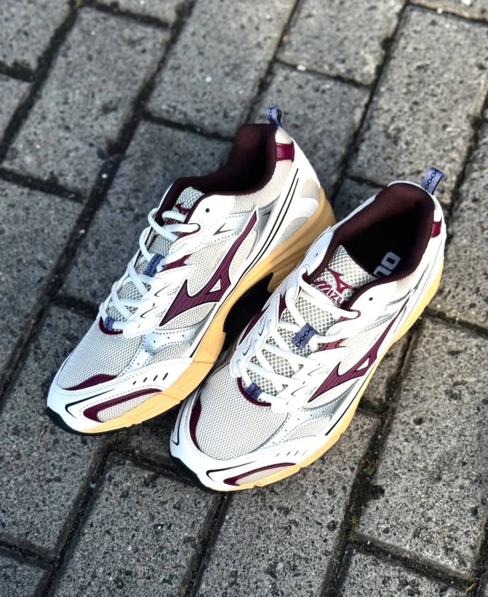 Mizuno MZR LS Summer Sand Fig — 37, Novo
