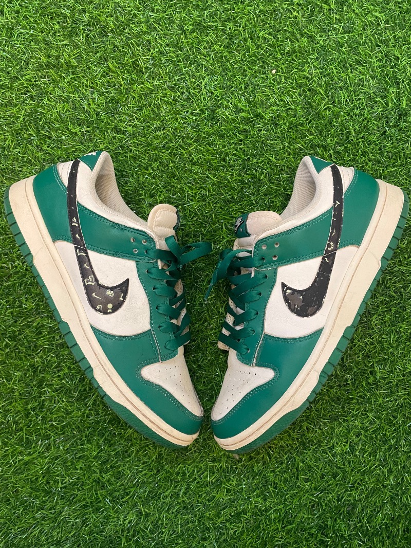 Foto 2 de Nike Dunk Low SE Lottery — 40.5, Usado