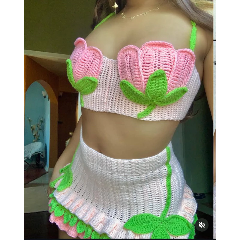 conjunto de crochê Tulipa com Tope e saia ou short 1 ou 2