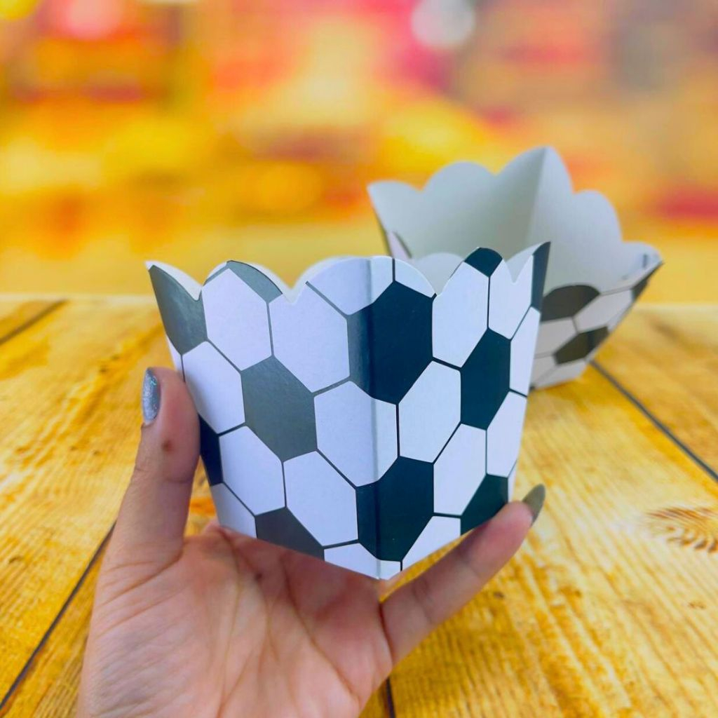 10~60 KIT CACHEPÔ DECORAÇÃO FESTAS TEMA FUTEBOL(CHOCO)