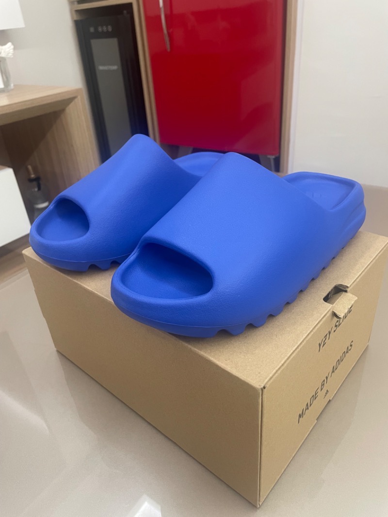 Foto 2 de Yeezy Slide Azure — 40 / 41, Novo