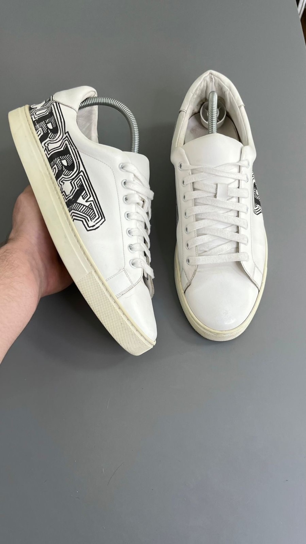 Burberry Vintage Maxi Logo White — 43, Usado