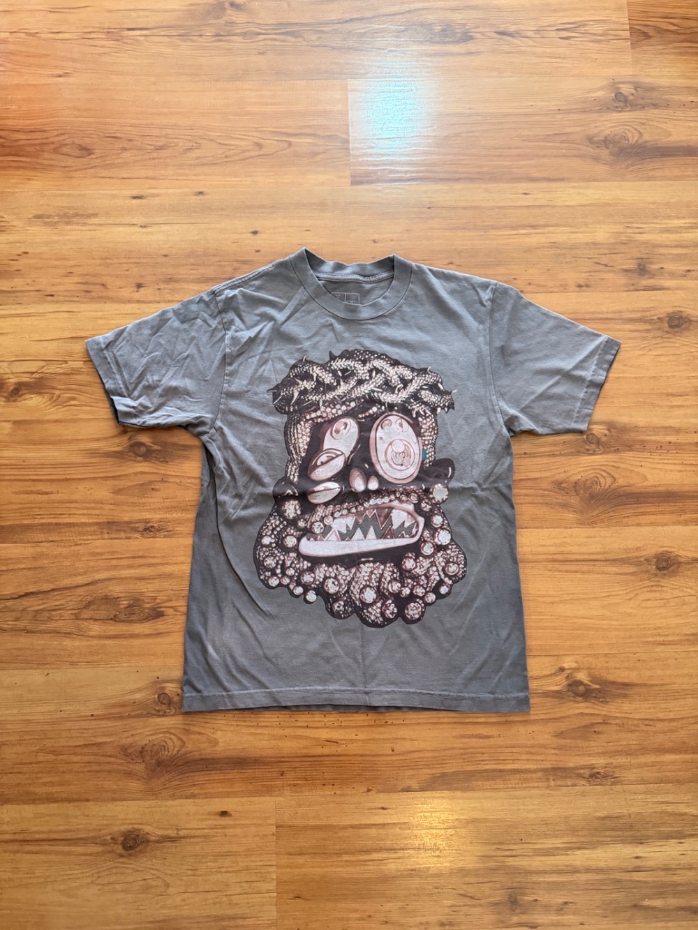 Takashi Murakami x Cactus Jack Camiseta Melted Utopia Dream Brown — XG, Novo