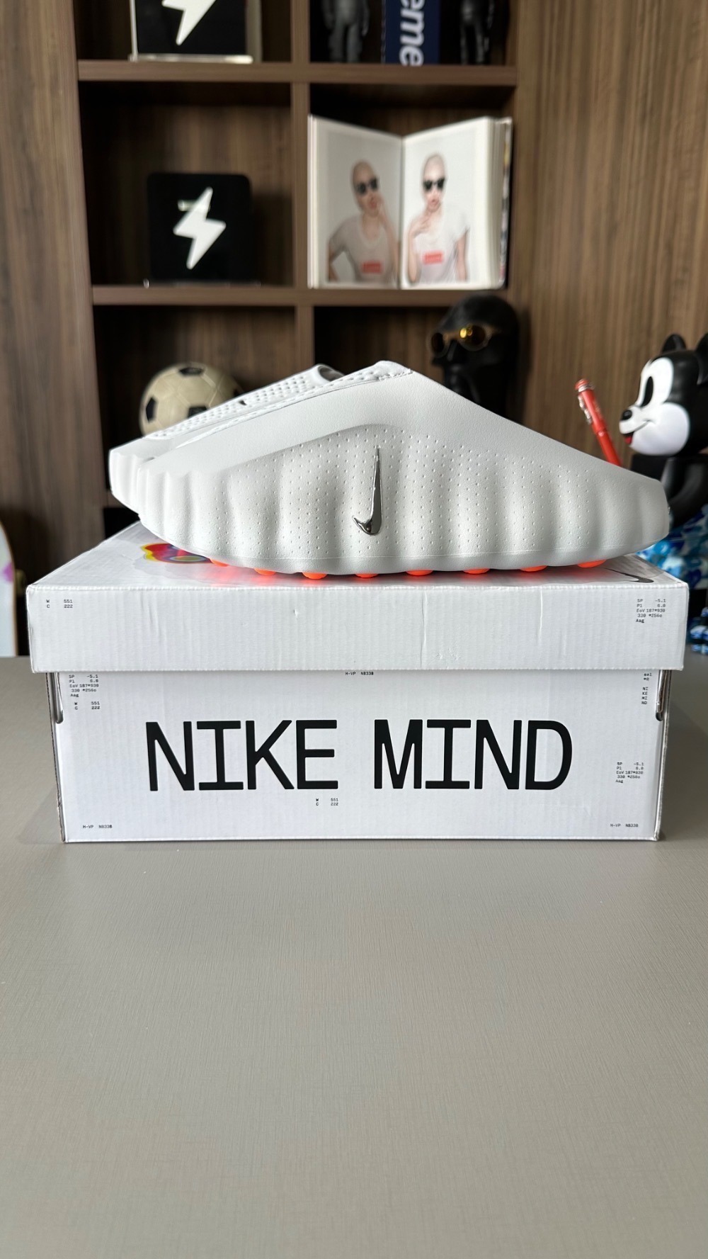 Nike Mind 001 Slide Light Smoke Grey — 48, Novo