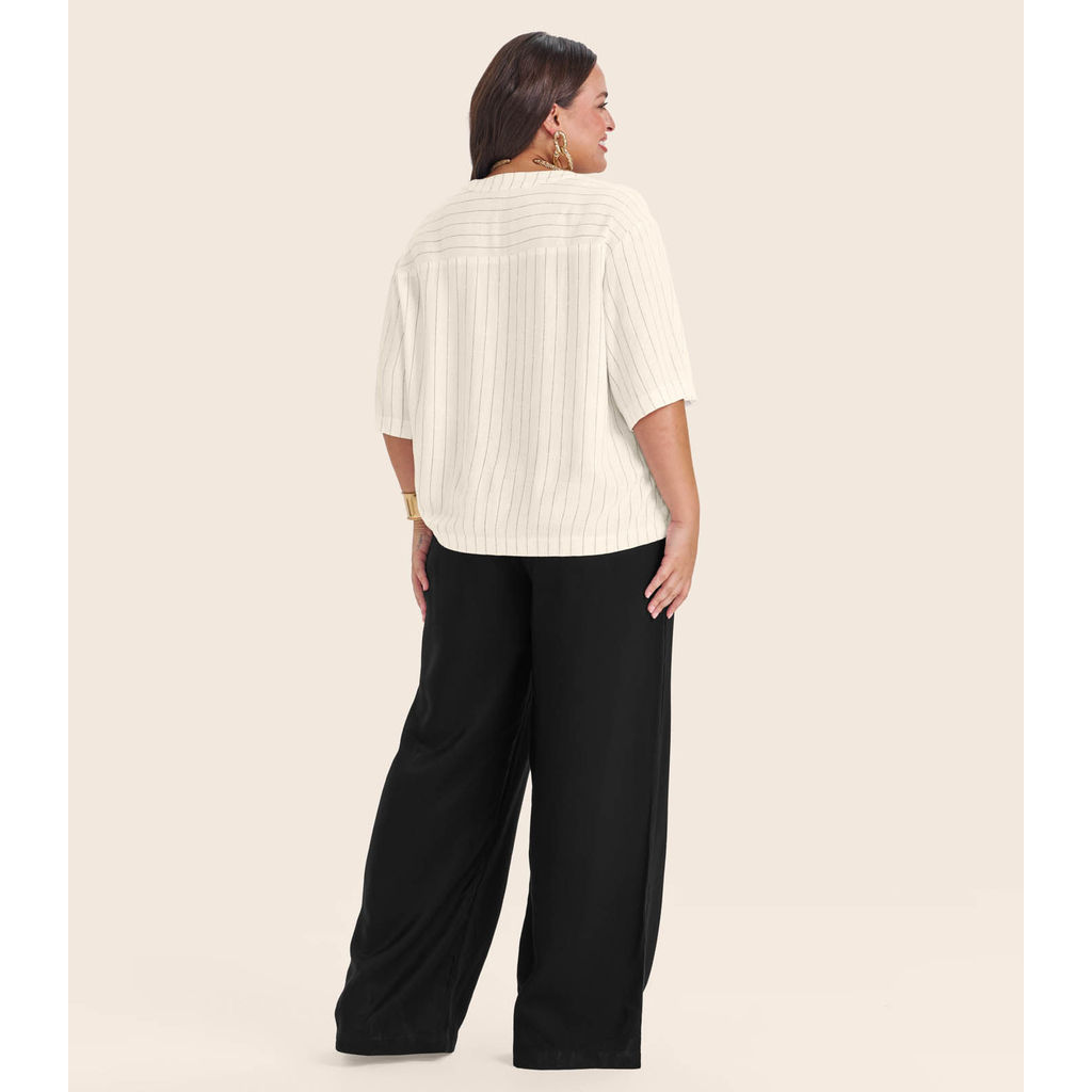 Foto 2 de Calça Pantalona Plus Size Secret Glam Preto