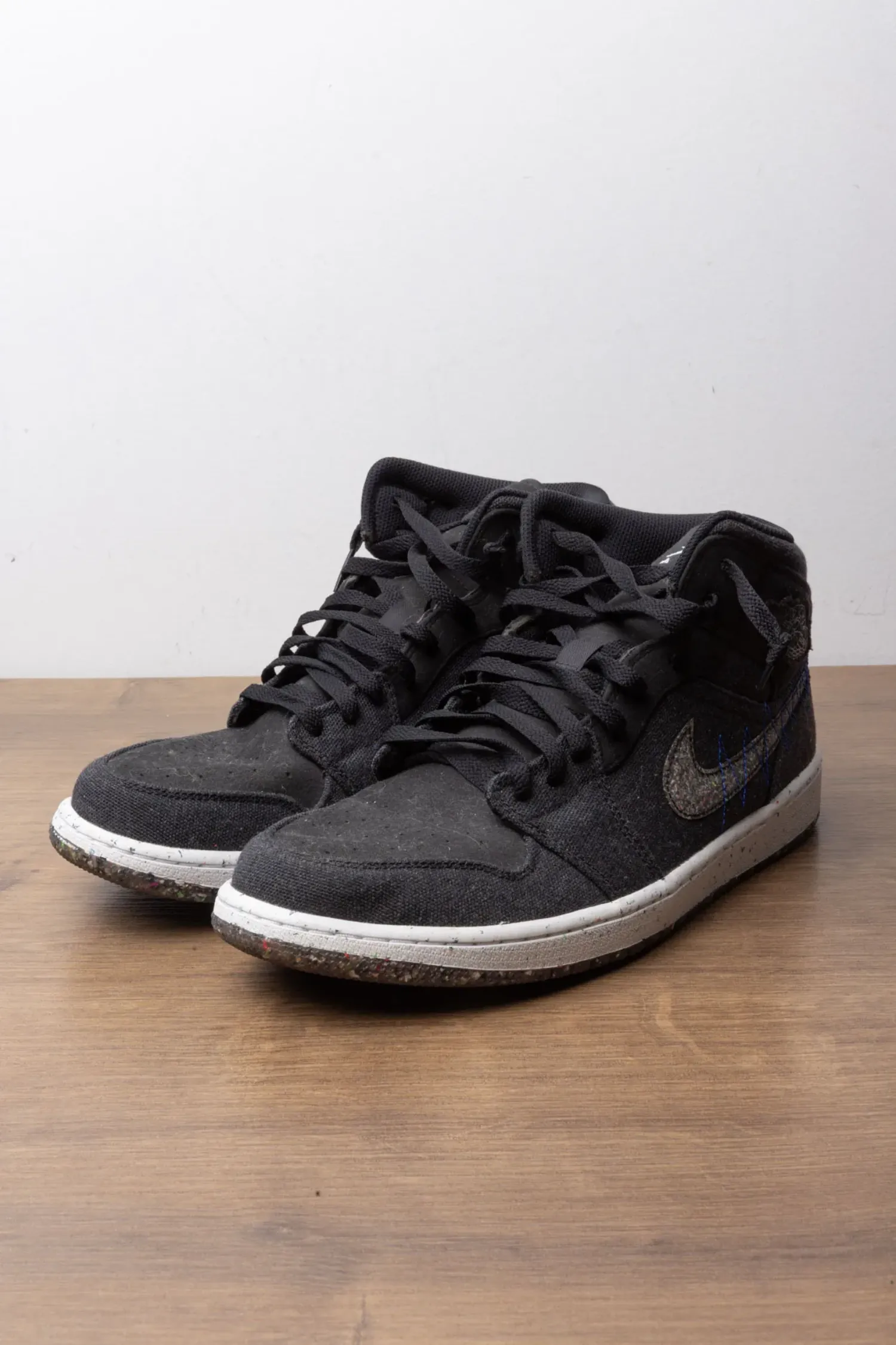 Air Jordan 1 Mid Crater — 44, Usado