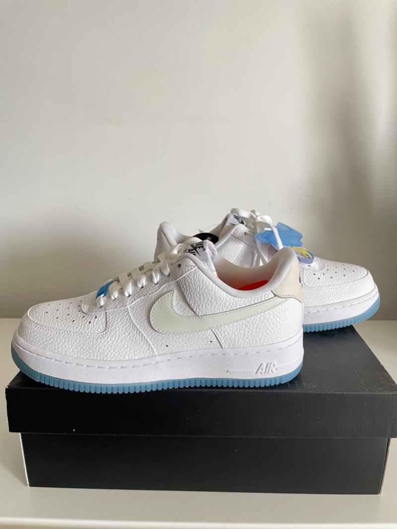 Nike Air Force 1 07 Reactive Swoosh — 37, Novo