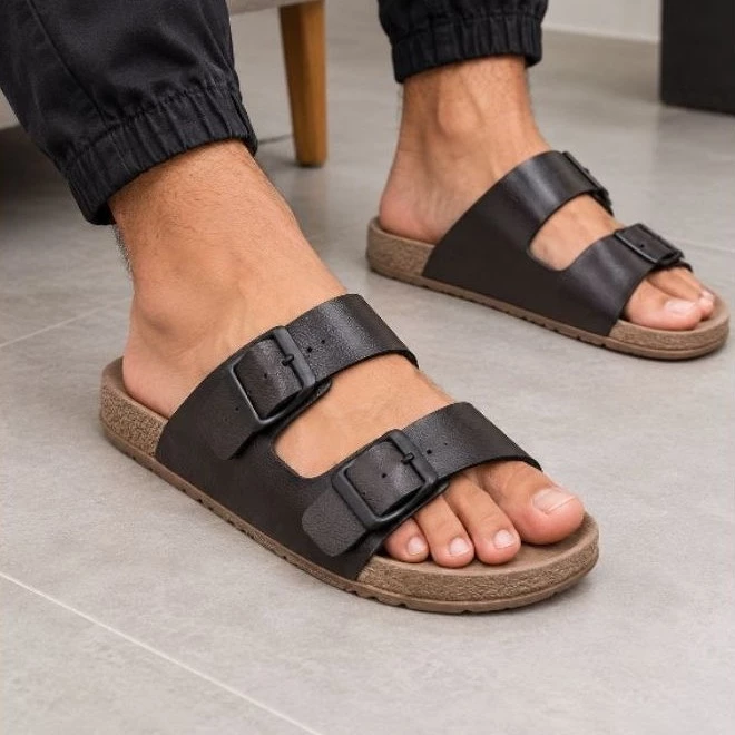 chinelo masculino com fivelas