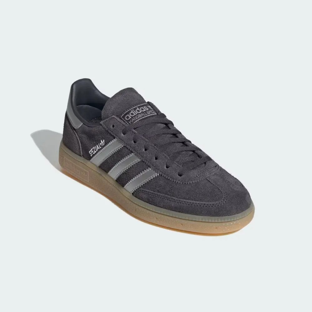 adidas Handball Spezial Utility Black Silver Metallic Gum — 34 / 35 / 36 / 37 / 38 / 39, Novo