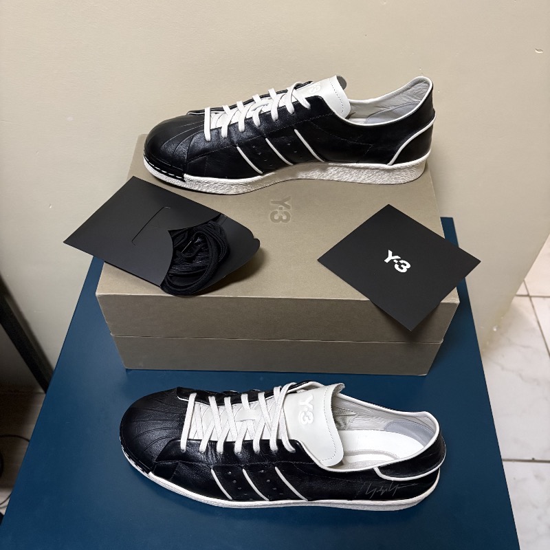 Foto 4 de Y-3 x adidas Superstar Black Talc — 44, Usado
