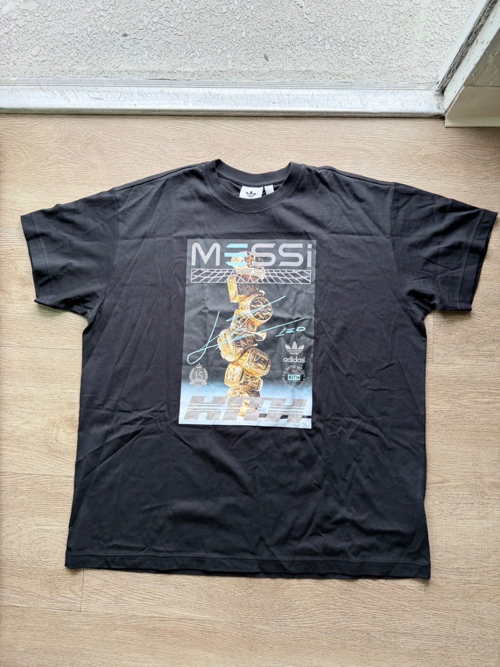 Messi x adidas x Kith Camiseta Football Graphic Black — XG, Novo