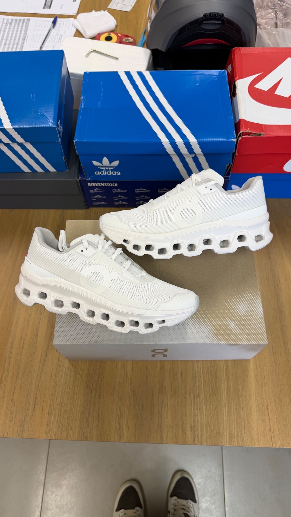 On Running Cloudmonster Void 1 White — 41, Novo