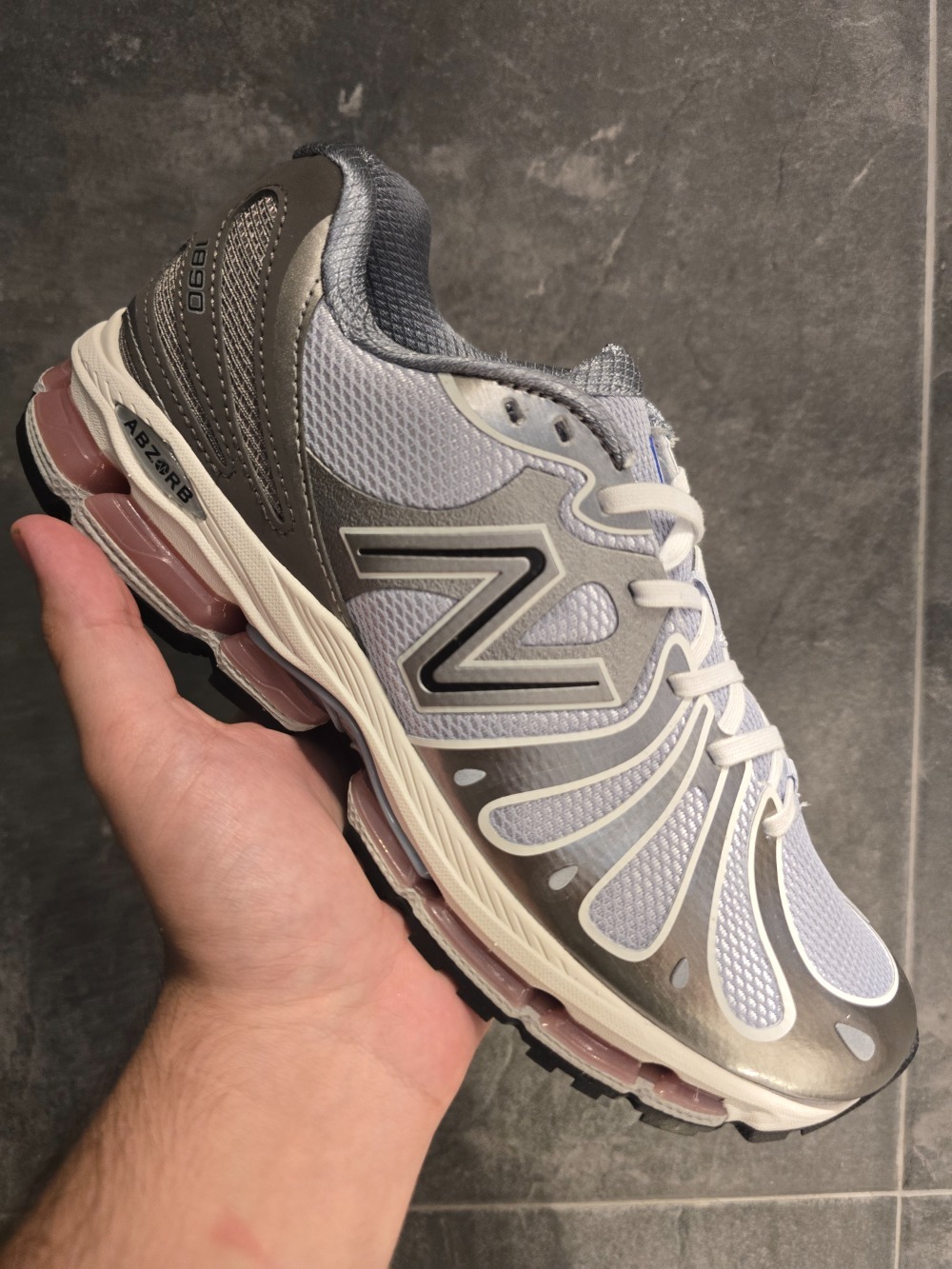 New Balance 1890 Dark Silver Metallic Granite — 40 / 41 / 42 / 43, Novo