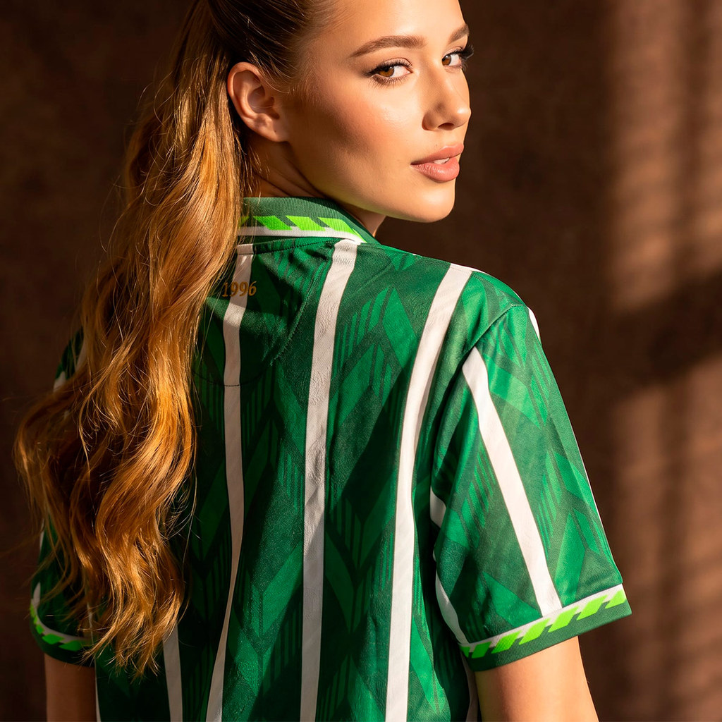Foto 2 de Camisa Palmeiras Retrô 1996 Feminina
