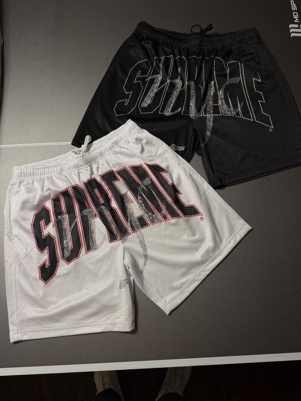 Short Supreme Rhinestone Mesh White SS26-W16 — M, Novo