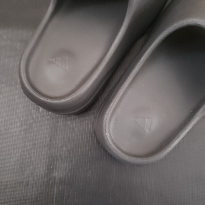 Foto 5 de Yeezy Slide Onyx — 38/9, Novo