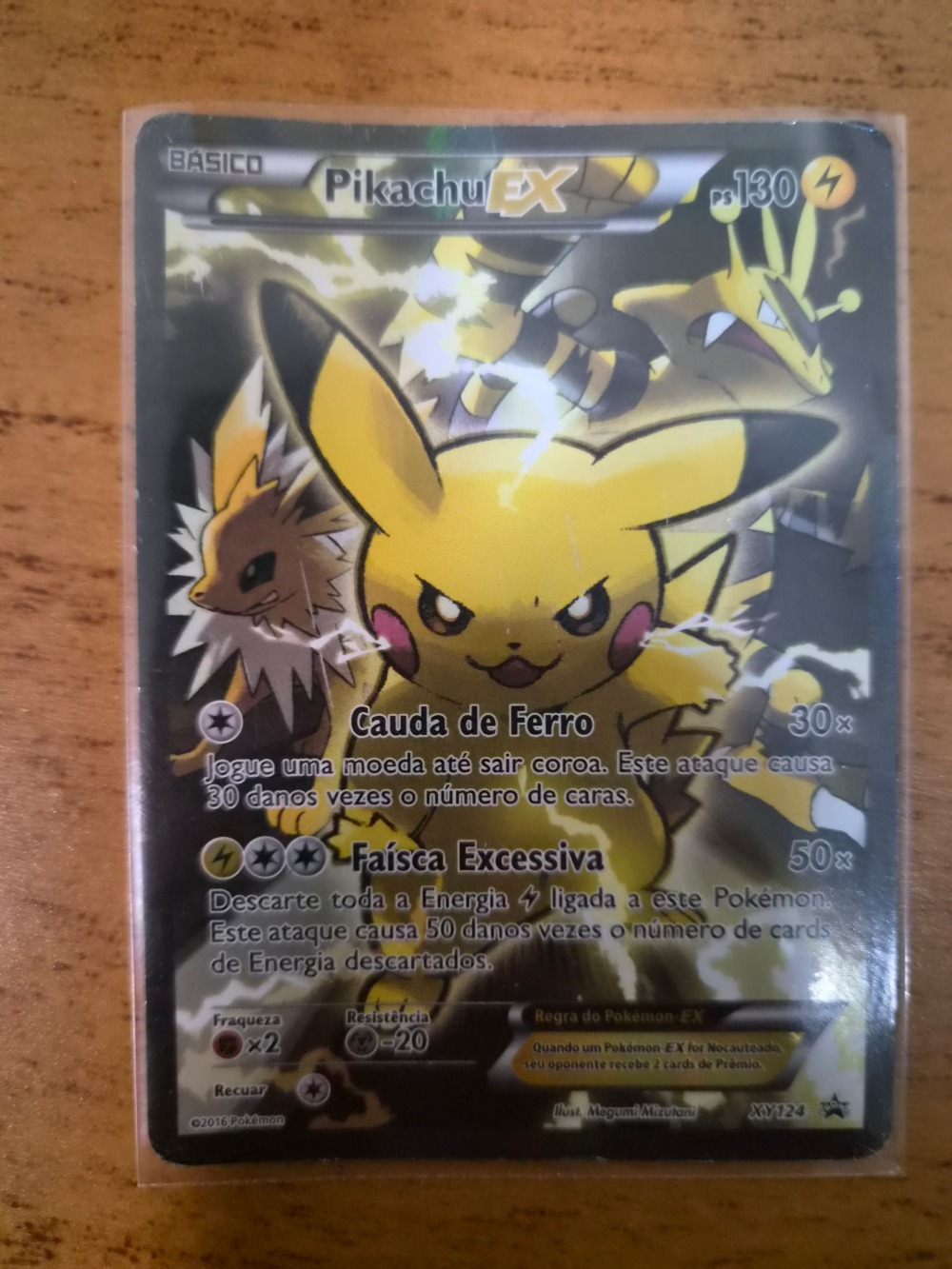 Pikachu-EX (XY124) XY Promos Pokémon TCG — Lightly Played, Usado
