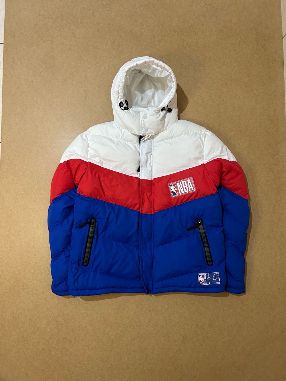 Jaqueta Puffer NBA Dual Color — p / G, Novo