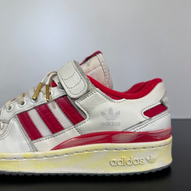 Foto 3 de adidas Forum 84 Low Cloud White Red — 37, Usado