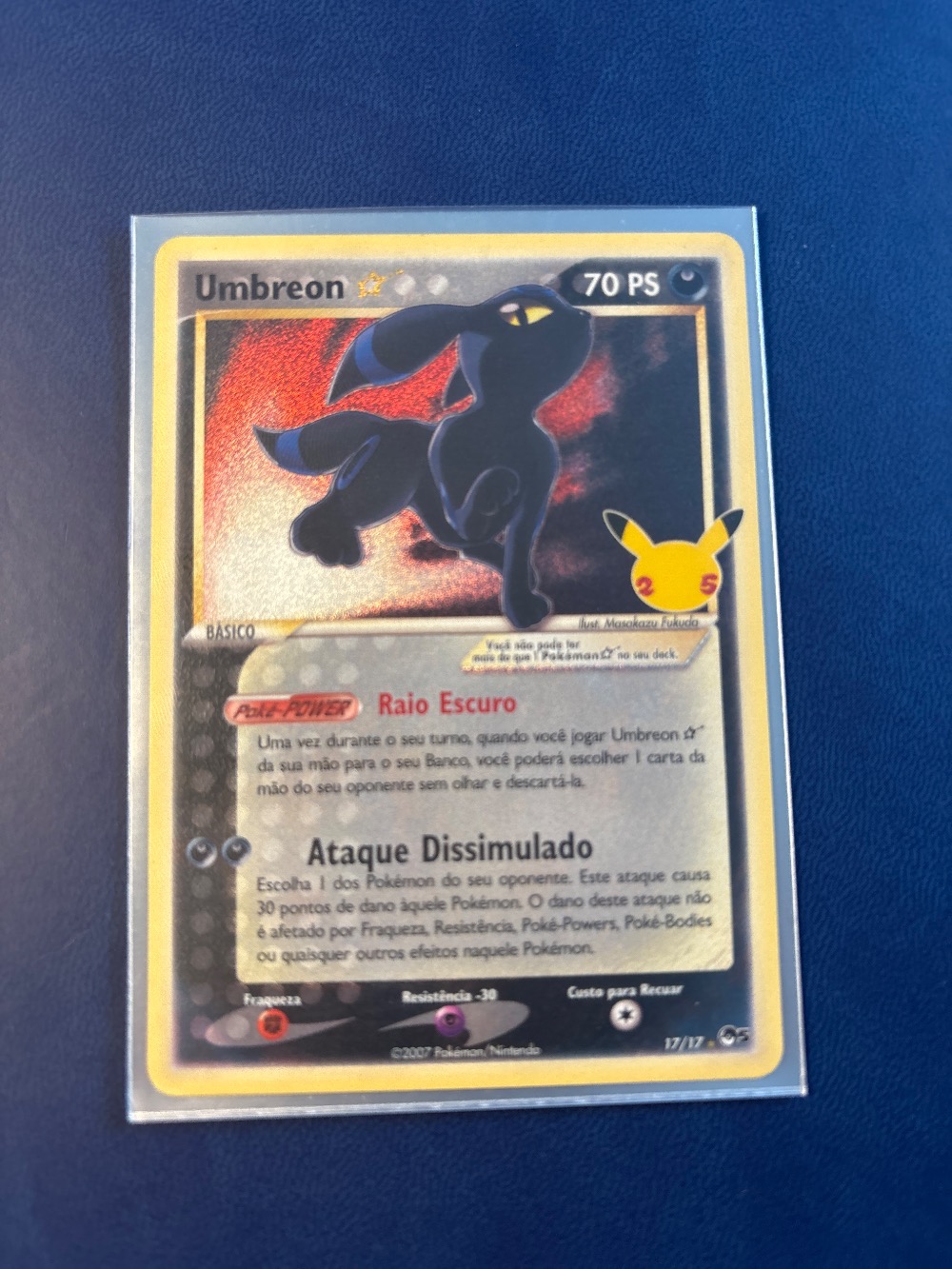 Umbreon Star (17/17) Celebrações Pokémon TCG — Heavily Played, Usado