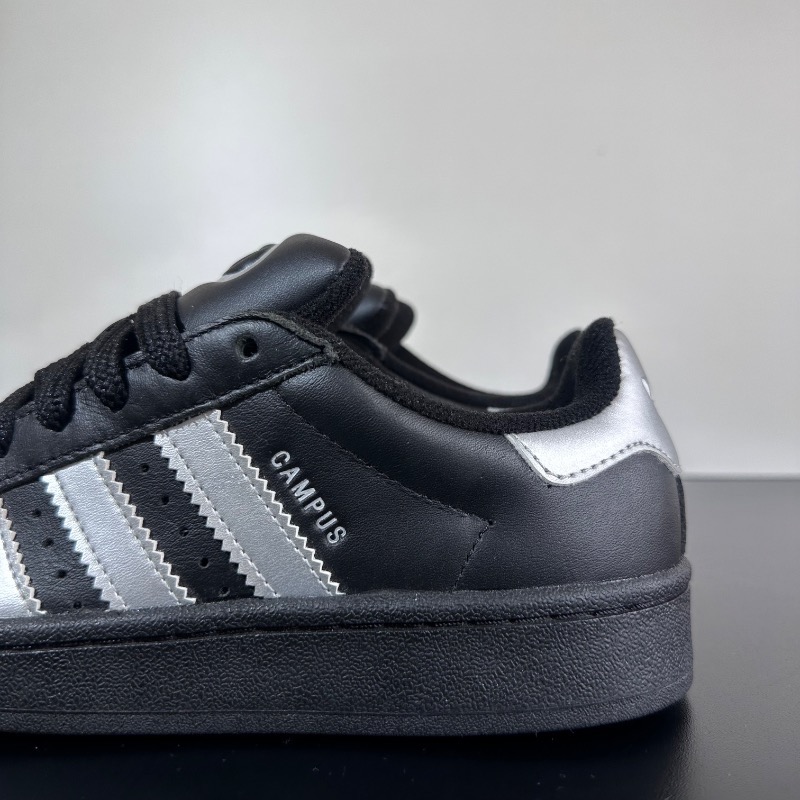 Foto 3 de adidas Campus 00s Core Black Silver Metallic — 35, Usado