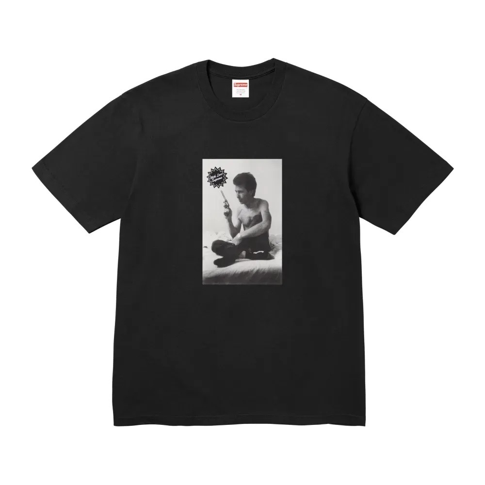 Larry Clark x Supreme Camiseta Gun Black FW26-W3 — M, Novo