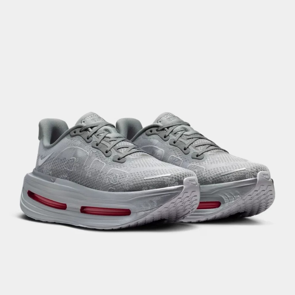 Nike Vomero Premium Geyser Grey Metallic Silver — 45, Novo