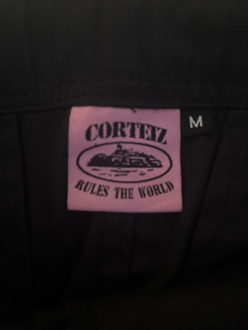 Foto 3 de Calça Corteiz Cargo Guerrilaz Black Pink — M, Usado