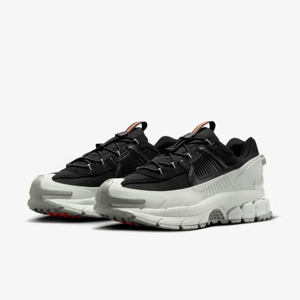Nike Zoom Vomero 5 Roam Black Light Silver — 37 / 38 / 39 / 39.5 / 40 / 40.5 / 41 / 42 / 42.5 / 43 / 43.5 / 44, Novo