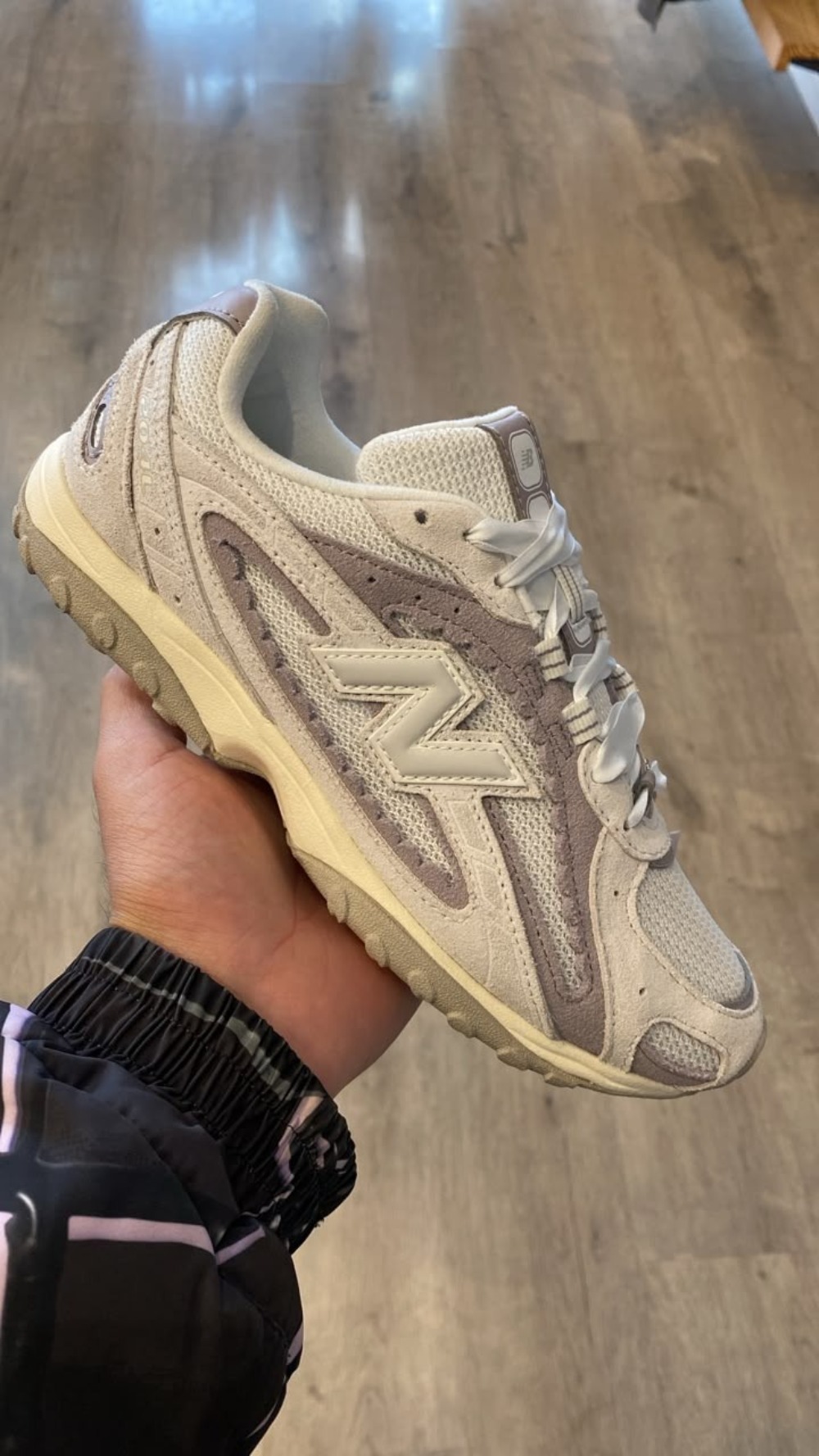New Balance 204L Reflection Feminino — 34 / 35 / 36, Novo