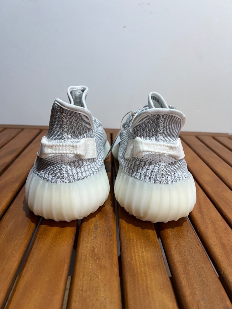 Foto 3 de Yeezy 350 V2 Static Non-Reflective (2023) — 34, Novo