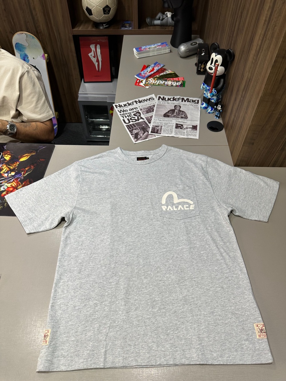 Evisu x Palace Camiseta Heavy Wash Grey Marl — M, Novo