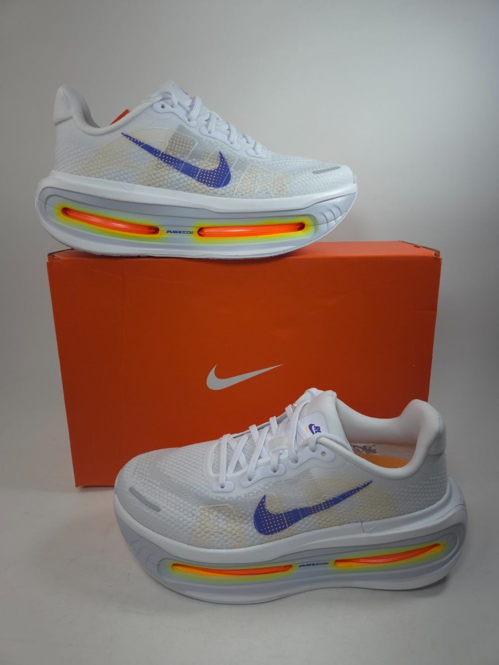 Nike Vomero Premium White Lapis Total Orange — 42, Novo